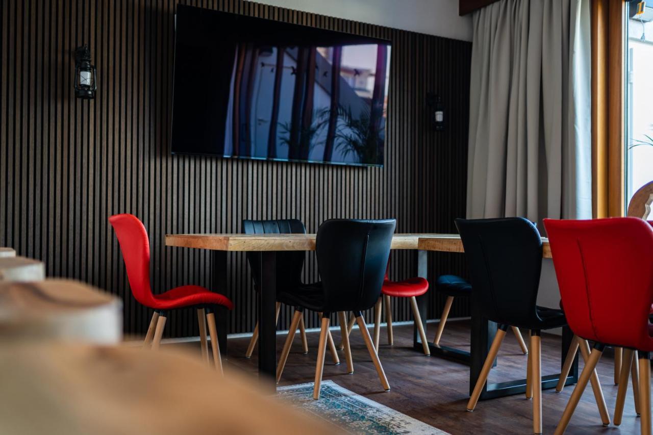Hostel MHG Esterno foto The meeting room