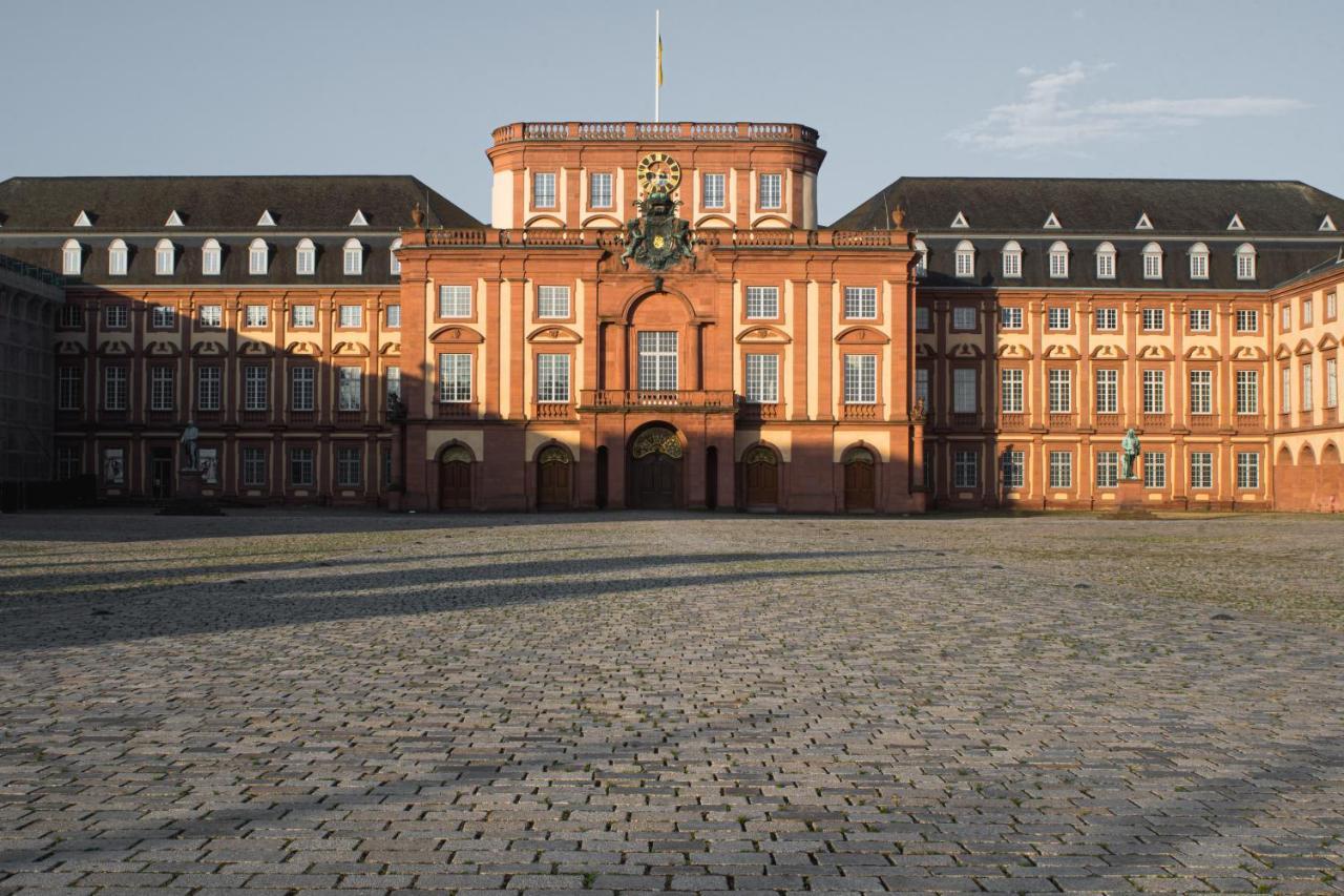 Hostel MHG Esterno foto University of Kassel
